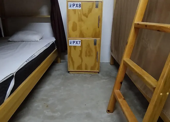 Hostel Blue Magic *